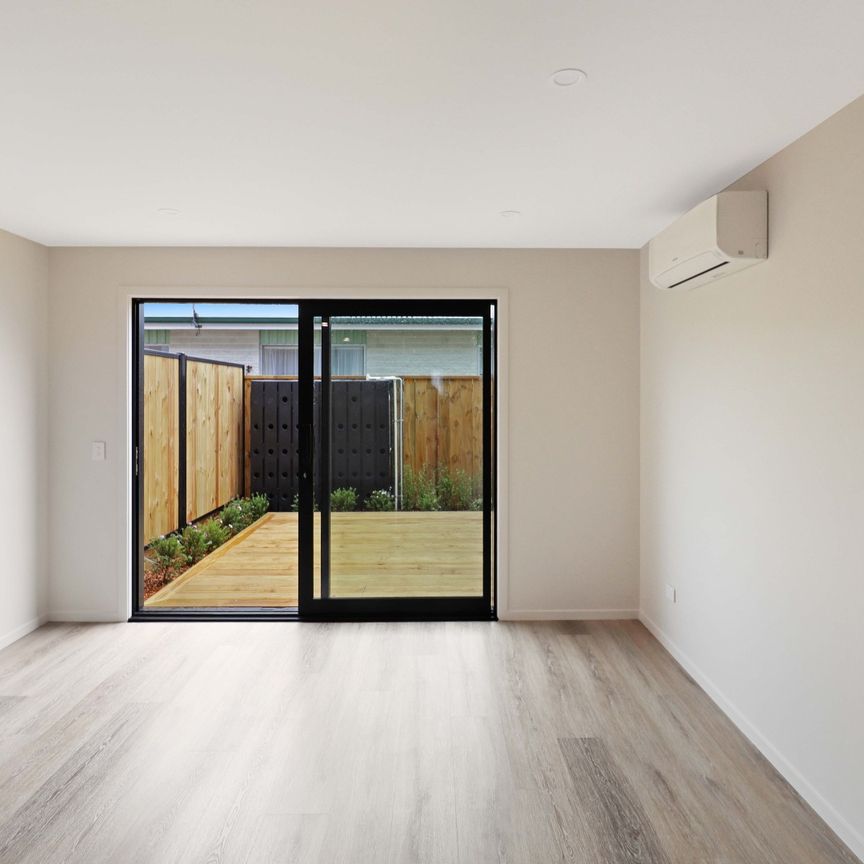 Central Hutt Living - 1 week free rent - Photo 1