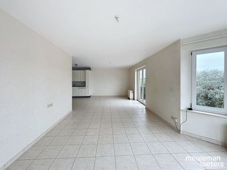 Lichtrijk appartement met twee slaapkamers - Foto 4