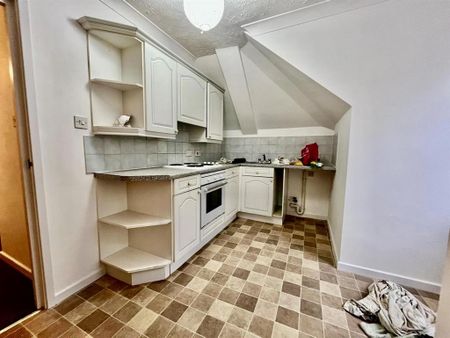 2 bedroom flat to rent - Photo 3