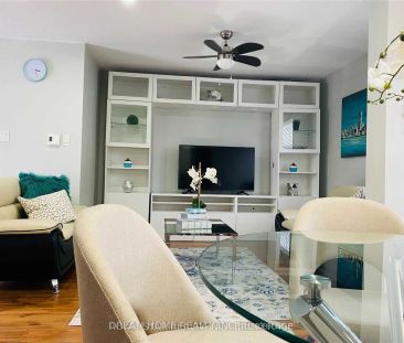 22 Hazelglen Court #Upper level - Photo 2