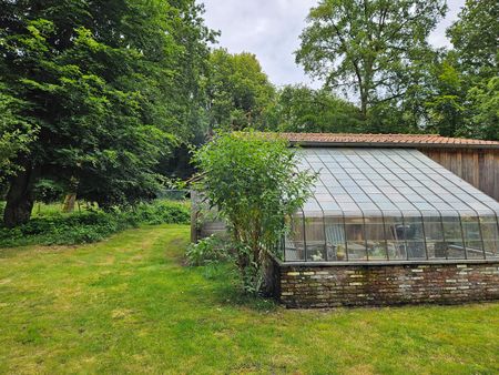 Bijgebouw in bosrijke omgeving. - Photo 3