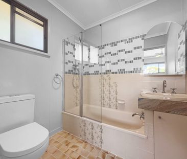 3-Bedroom Beachside Home - Photo 4