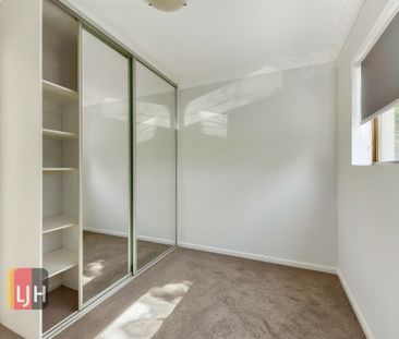SPACIOUS 3 BEDROOM UNIT IN CHERMSIDE - Photo 2
