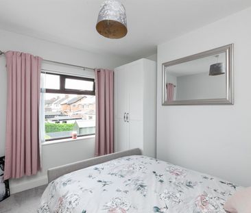 22 Locksley Gardens, - Photo 1