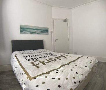 Room in a Shared House, Argyle Street, RG1 - Photo 1