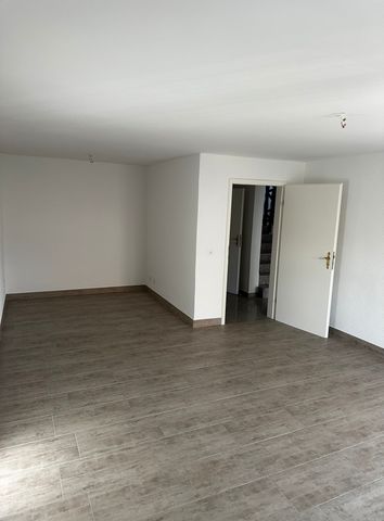 Appartement de 3,5 pièces triplex au Rez-de-chaussée avec garage inclus - Photo 5