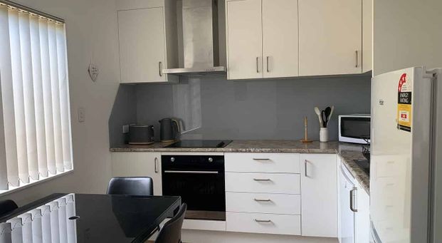 Chic 2BR New Build in Browns Bay! - Photo 1