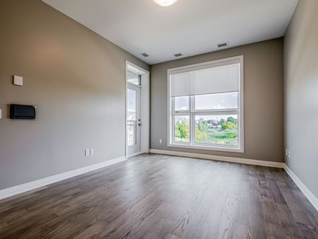 For Lease - 50 Kaitting Trail Unit# 208, Oakville, Ontario - Photo 2