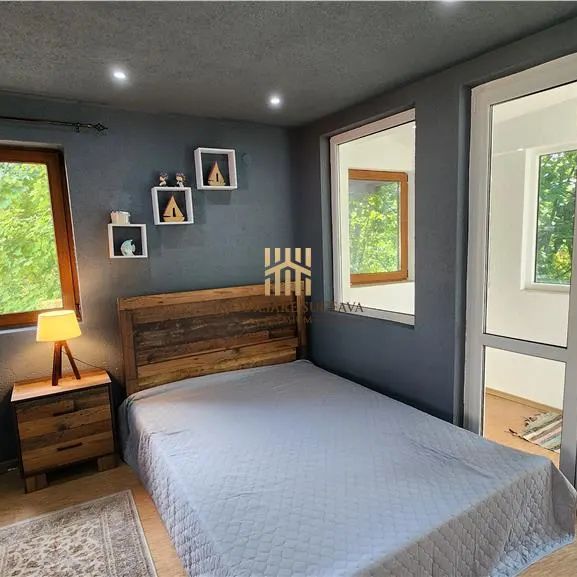 Apartament 3 Camere de Închiriat în Suceava Cartier George Enescu | Lângă Pădure | Curte Privată | Parcare Individuală | 2 Băi - Photo 1
