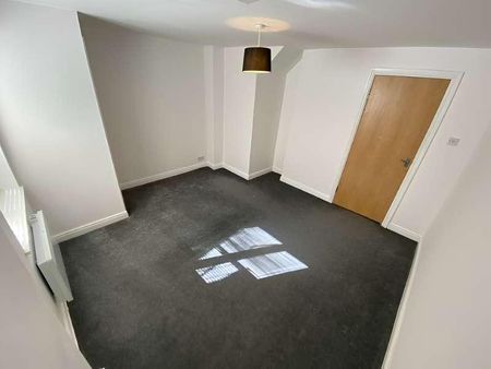 Conference Road, Armley, Leeds, LS12 - Photo 4