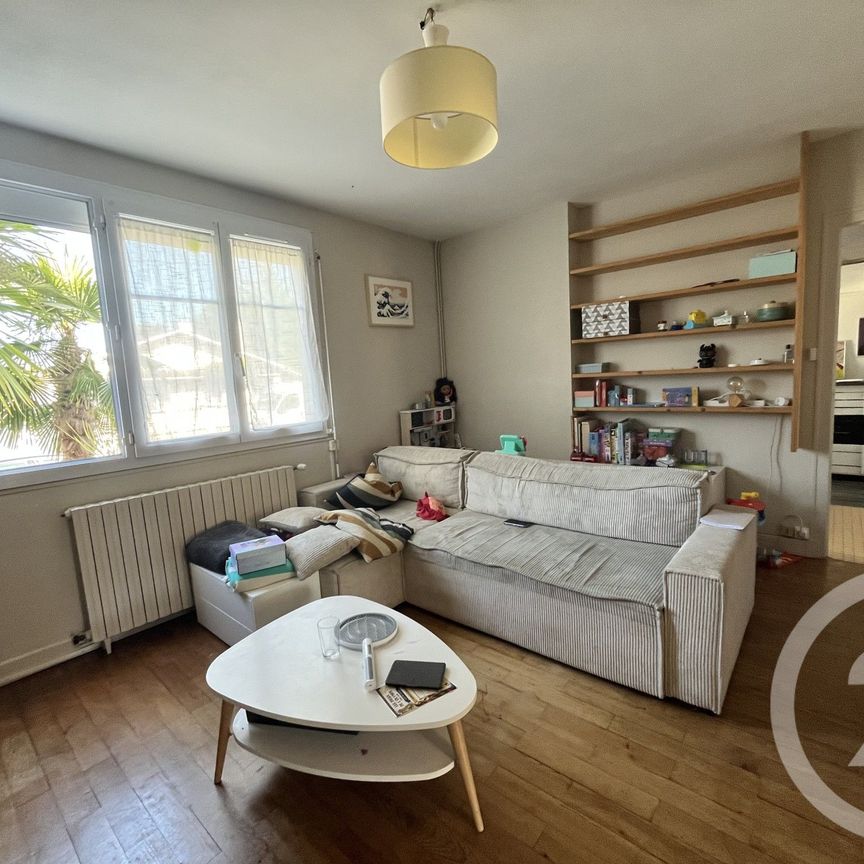Location Maison 5 pièces 92m² ORTHEZ 64300 - Photo 1