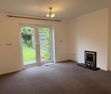 2 bedroom townhouse to rent - Photo 4