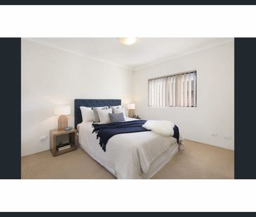 Convenient Living in Central Location - Photo 4