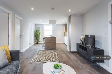 2 bedroom flat to rent - Photo 2