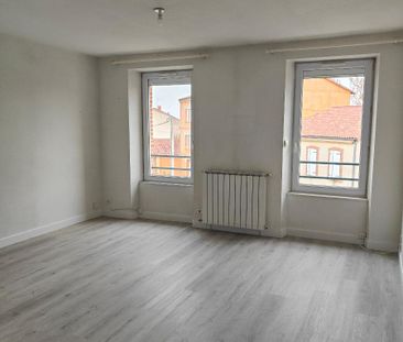 Location Appartement 3 pièces 56m² GAILLAC 81600 - Photo 1