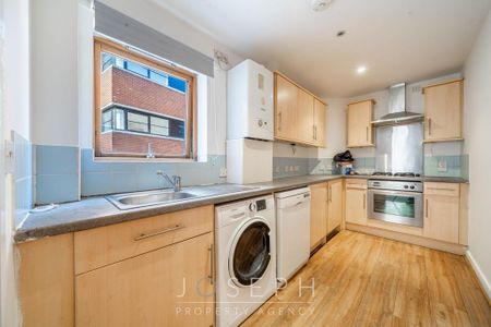 2 bedroom apartment to rent - Photo 4