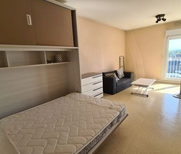 Appartement 1 pièces 33m2 REIMS 550 euros - Photo 2