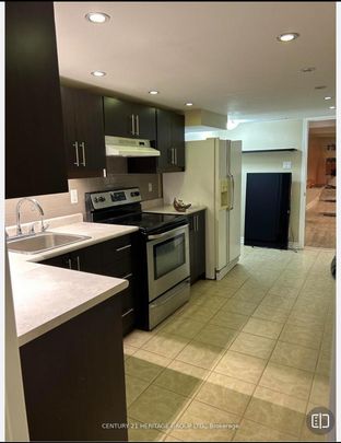 For Lease - 362 Gilpin Drive Unit# Bsmt, Newmarket, Ontario - Photo 1