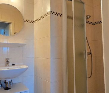 Appartement te huur in De Panne voor € 950 met 2 slaapkamers - Photo 5