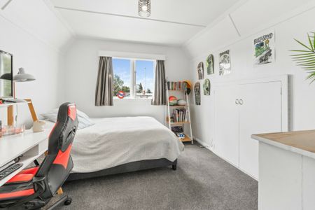 Beautifully presented and in a family friendly location! - Photo 5