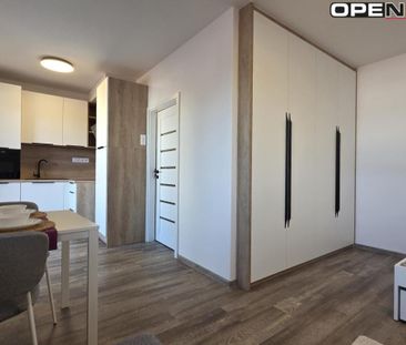 Pronájem bytu 1+kk 48 m2 - Fotografie 4