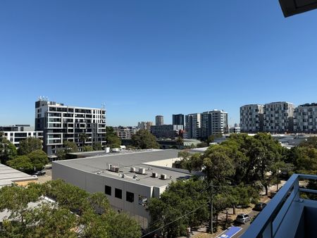 702/95 Dalmeny Avenue, Rosebery NSW 2018 - Apartment For Rent | Domain - Photo 5