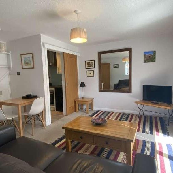 Ridgeway Gardens, Glastonbury, BA6 - Photo 1