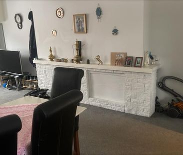 3 bedroom house to rent - Photo 3