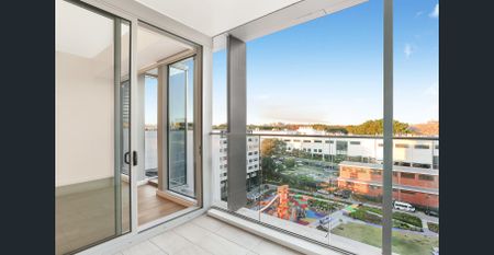 Three Bedroom Apartment Urban Living At Its Best! - Photo 5