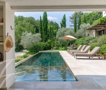 Maison à louer Valbonne, Cote d'Azur, France8 800 EUR / Mois - Photo 4