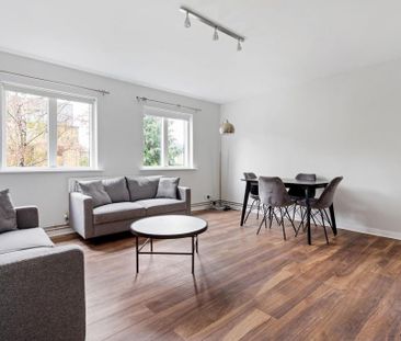 3 bedroom flat to rent - Photo 1