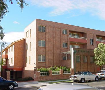 2/211-215 Dunmore Street, Wentworthville, NSW 2145 - Photo 5