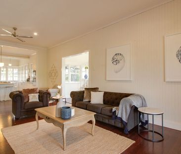 Beautiful Character Home In Great Location! - Photo 2
