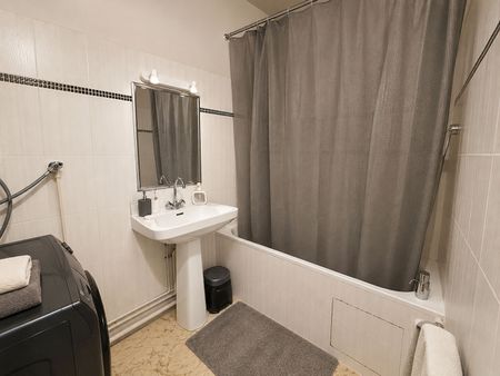 Location Appartement 3 pièces 63m² - Photo 5