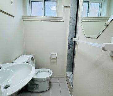 For Lease - 98 Newton Drive Unit# Basement, Toronto, Ontario - Photo 2