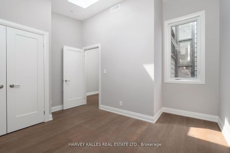 For Lease - 24 Sullivan Street Unit# 4 (3rd Floor), Toronto, Ontario - Photo 3