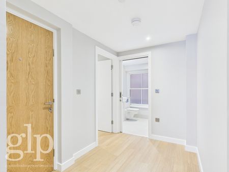1 Bedroom Apartment, Denman Street, London, Greater London, Soho, W1D - Photo 4