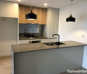 Two Bedroom Apartment - Photo 2