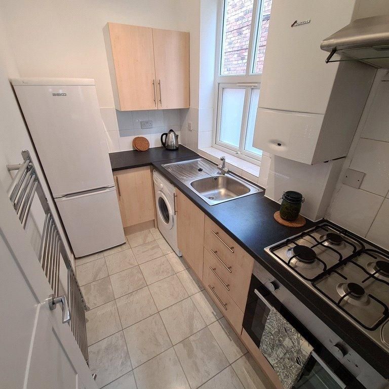 1 bedroom flat to rent - Photo 1