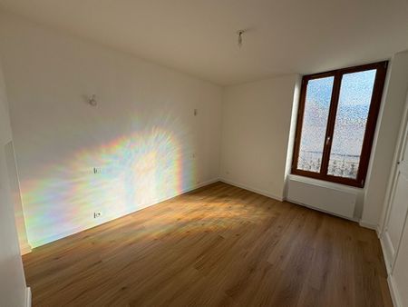 Appartement T4 près de LINAS à louer - Photo 3