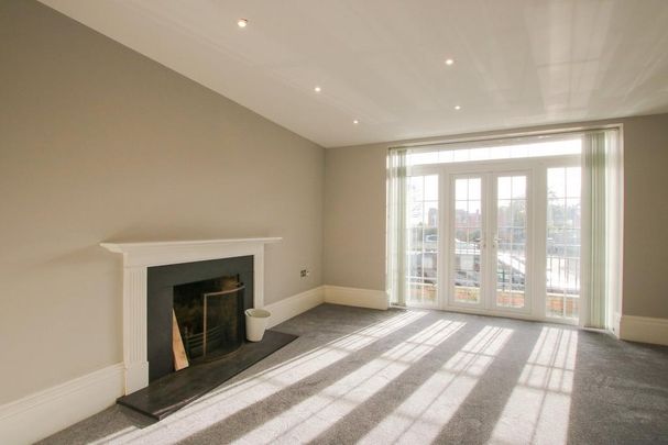 1 bedroom ground floor flat to rent - Photo 1