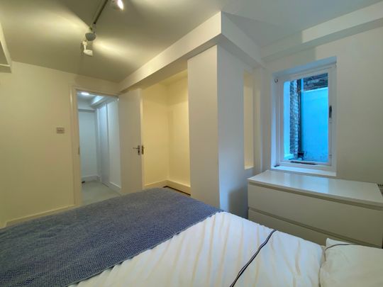 2 Bed Flat, Ifield Road, SW10 - Photo 1