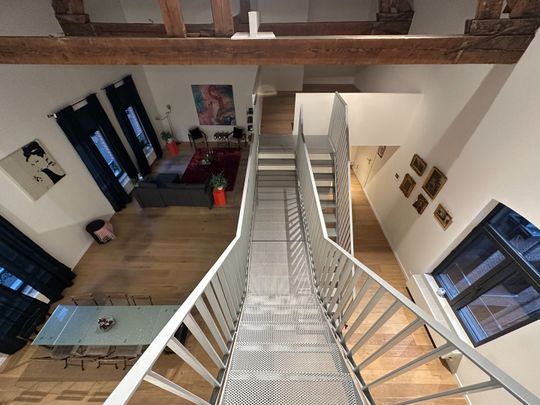 Stijlvolle gemeubelde loft met karakter (voor korte termijn) - Photo 1