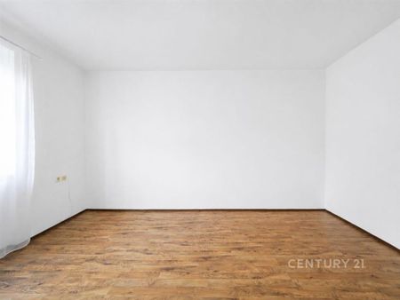 Pronájem bytu 1+1 49 m2 - Fotografie 2