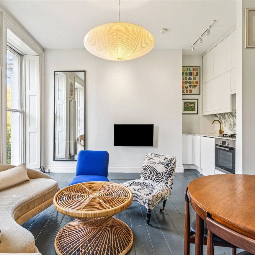 Holland Park Avenue, Holland Park, London, W11 flat to rent - Photo 1