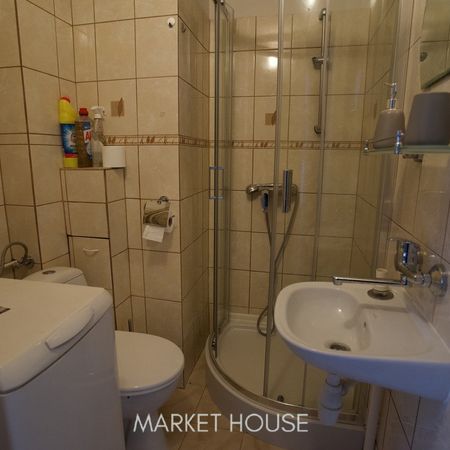 Kawalerka w ścisłym centrum - Zdjęcie 4