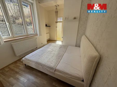 Pronájem bytu 2+kk v Jablonci nad Nisou, ul. Dlouhá - Fotografie 3