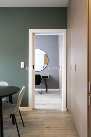 Eleganckie mieszkanie z 2 miejscami parkingowymi - Photo 5