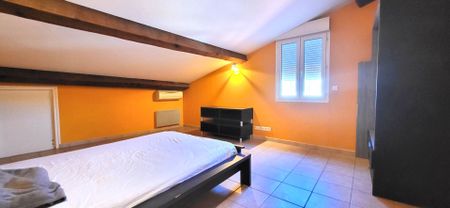 Location Maison 4 pièces 210m² - Photo 2