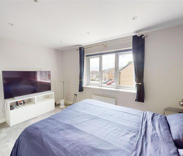 2 bedroom semi-detached house to rent - Photo 5